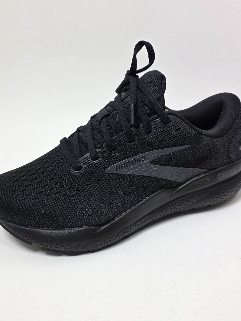 Brooks Ghost 16 Running Cushioned Sneakers Womens Black Size 8.5